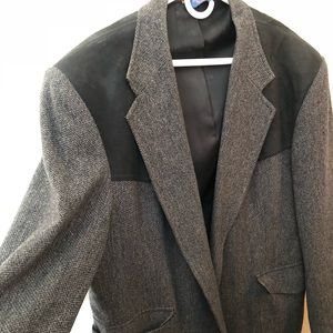 Men’s wool dress jacket with elbow patches